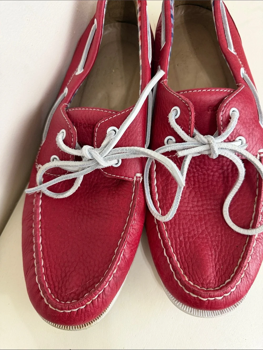 (2387) Rockport Men's Red Leather Boat Shoes - Casual Lace-Up, Size: 10